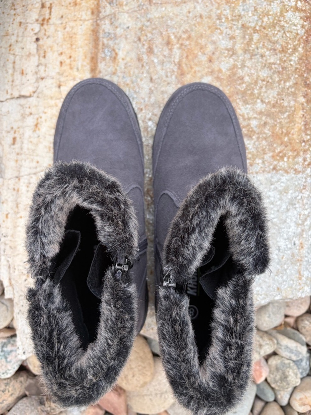 Khombu Women's Size 8 Winter Boots Gray Faux Fur Lined Ankle Zip Snow - Picture 6 of 9
